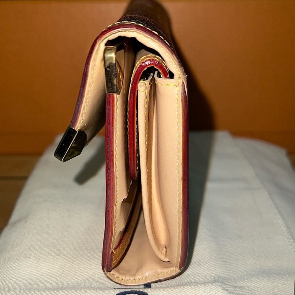 Louis Vuitton Murakami International Wallet - Picture 8 of 14